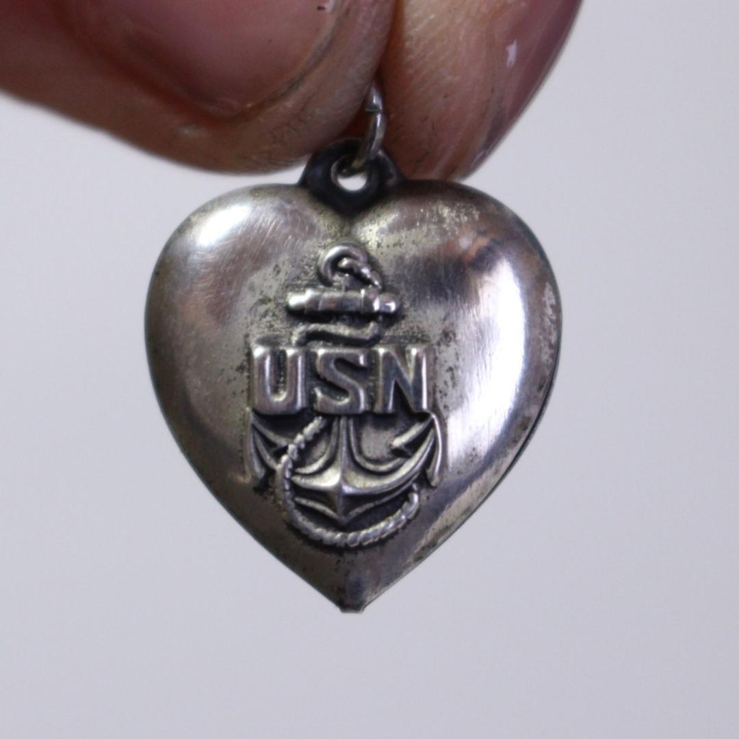 30s　スウィートハートジュエリー　WW2　シルバー　チャーム　NAVY　USN