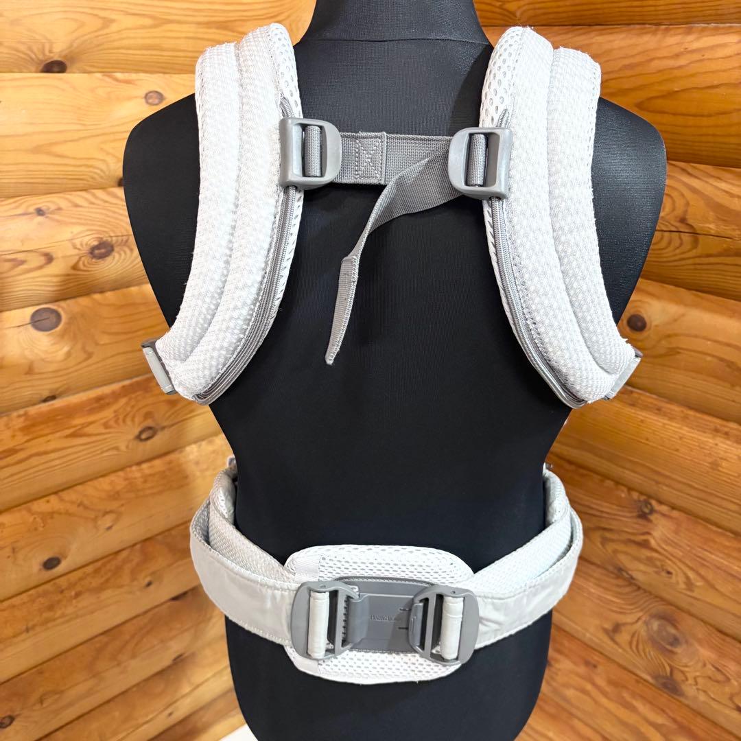 【美品】BABYBJÖRN ベビービョルンHARMONY 抱っこ紐 シルバー