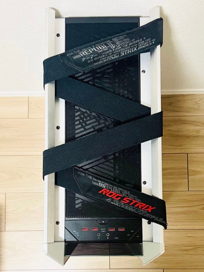ASUS ROG Strix Helios PCケース 白