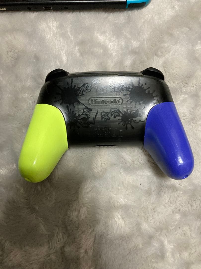Nintendo Switch Proコントローラー　カセット６つ