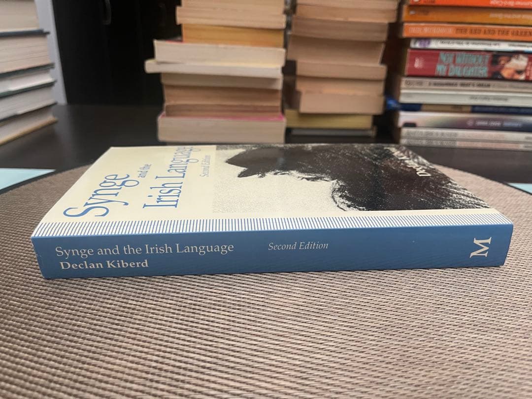 洋書 Synge and the Irish Language