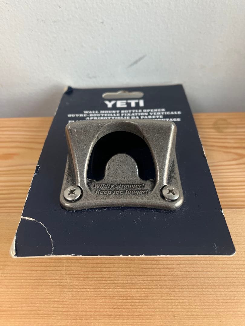 YETI 壁取り付け式栓抜き