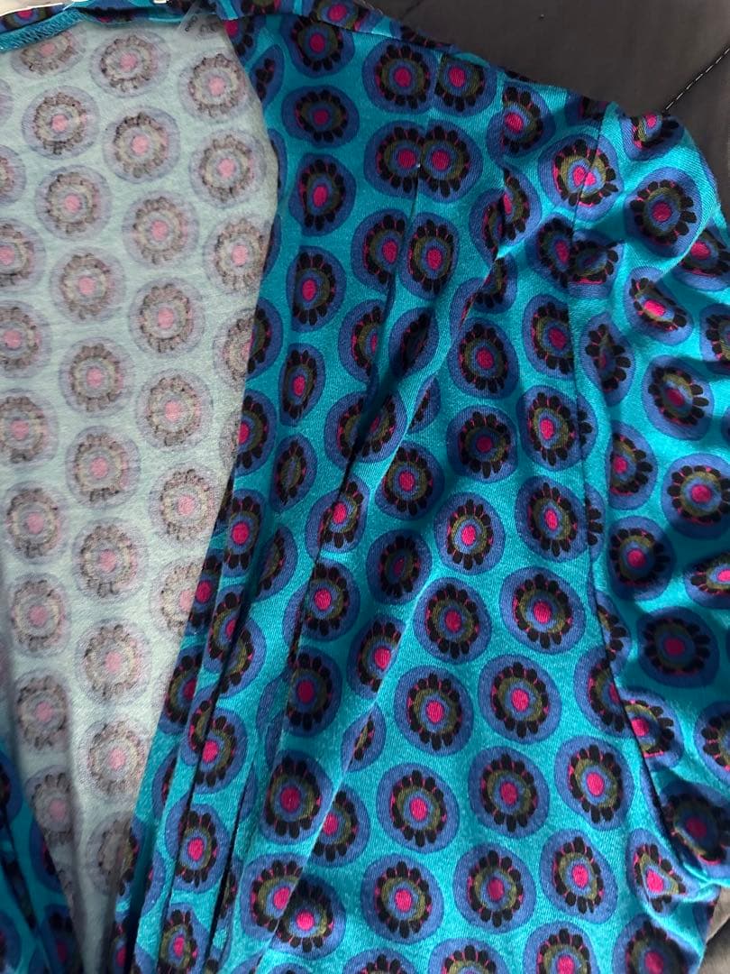 DIANE von FURSTENBERG 青・赤ドット柄 ラップドレス