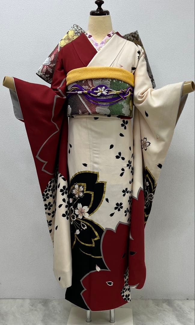 振り袖　フルセット　別誂長襦袢　金彩加工　大柄　刺繍入り　長尺帯締め　831