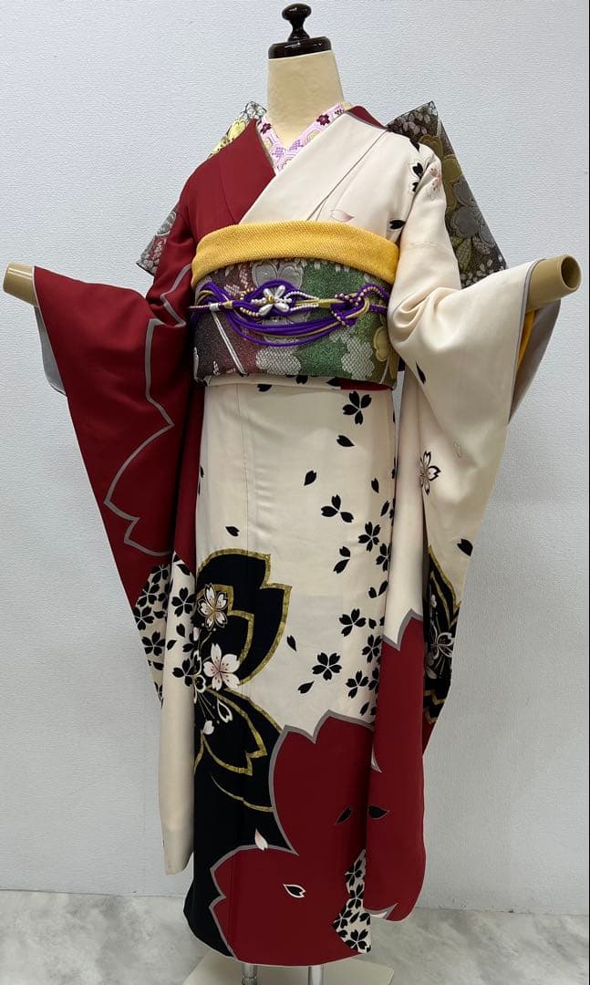 振り袖　フルセット　別誂長襦袢　金彩加工　大柄　刺繍入り　長尺帯締め　831