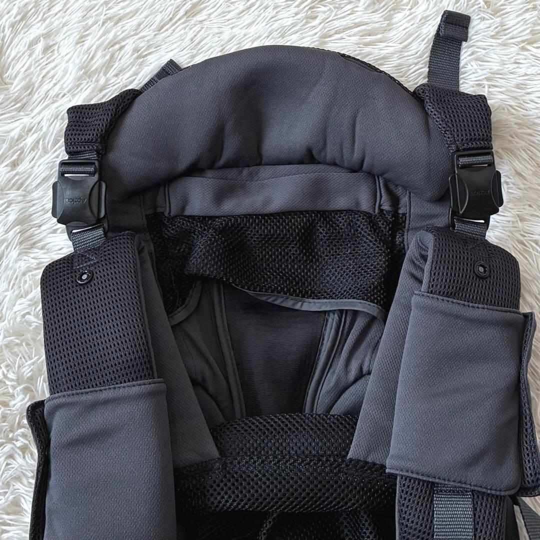 極美品　Aprica アップリカ　抱っこ紐　ラクリス　ダークグレー