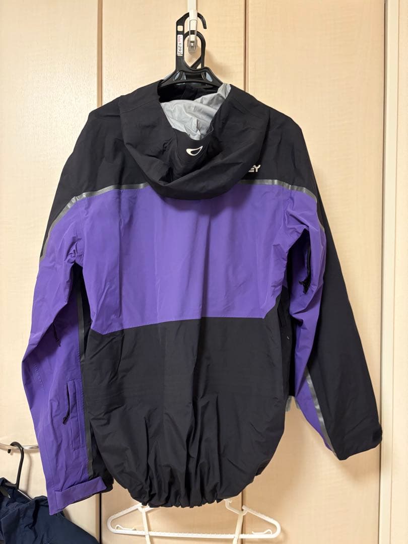 OAKLEY スノーボードウェア　ジャケット