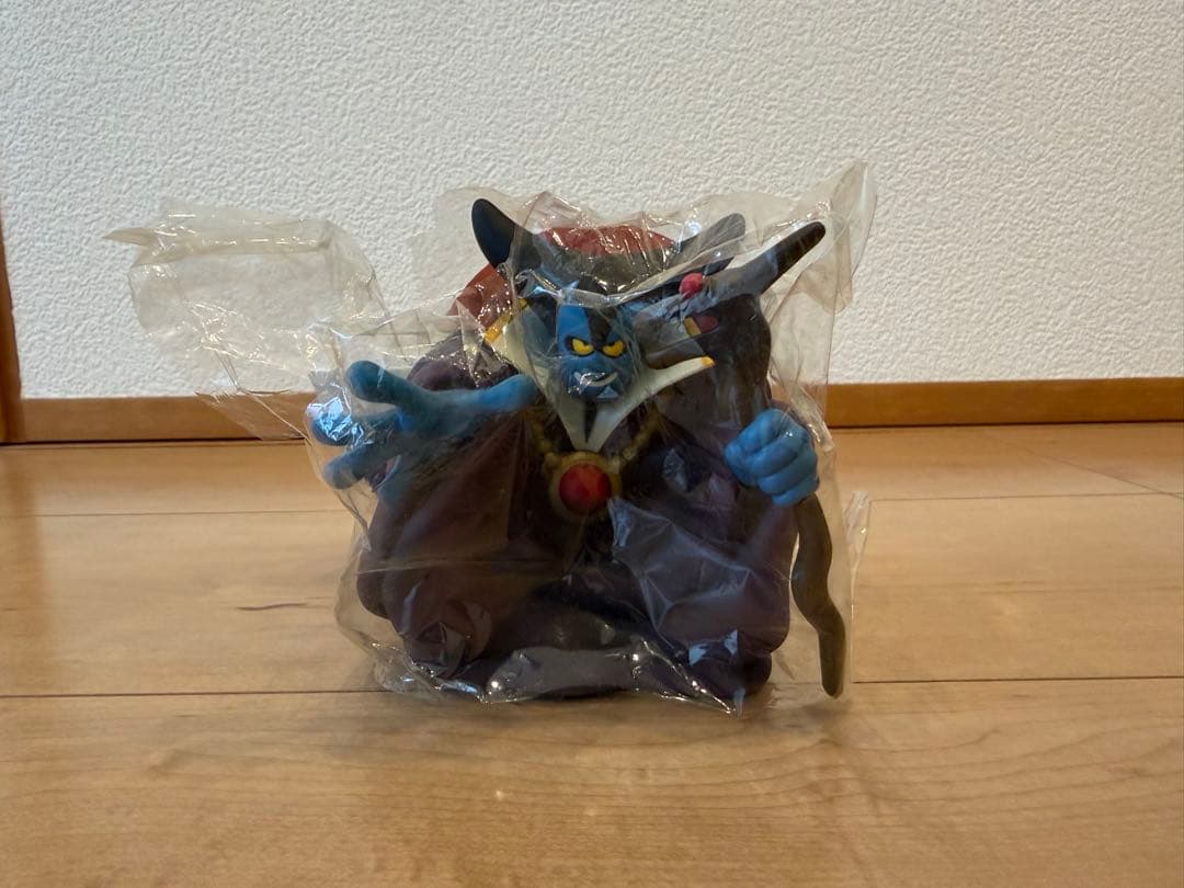 ロニードラクエ　ソフビモンスター りゅうおう（変身前）未開封品