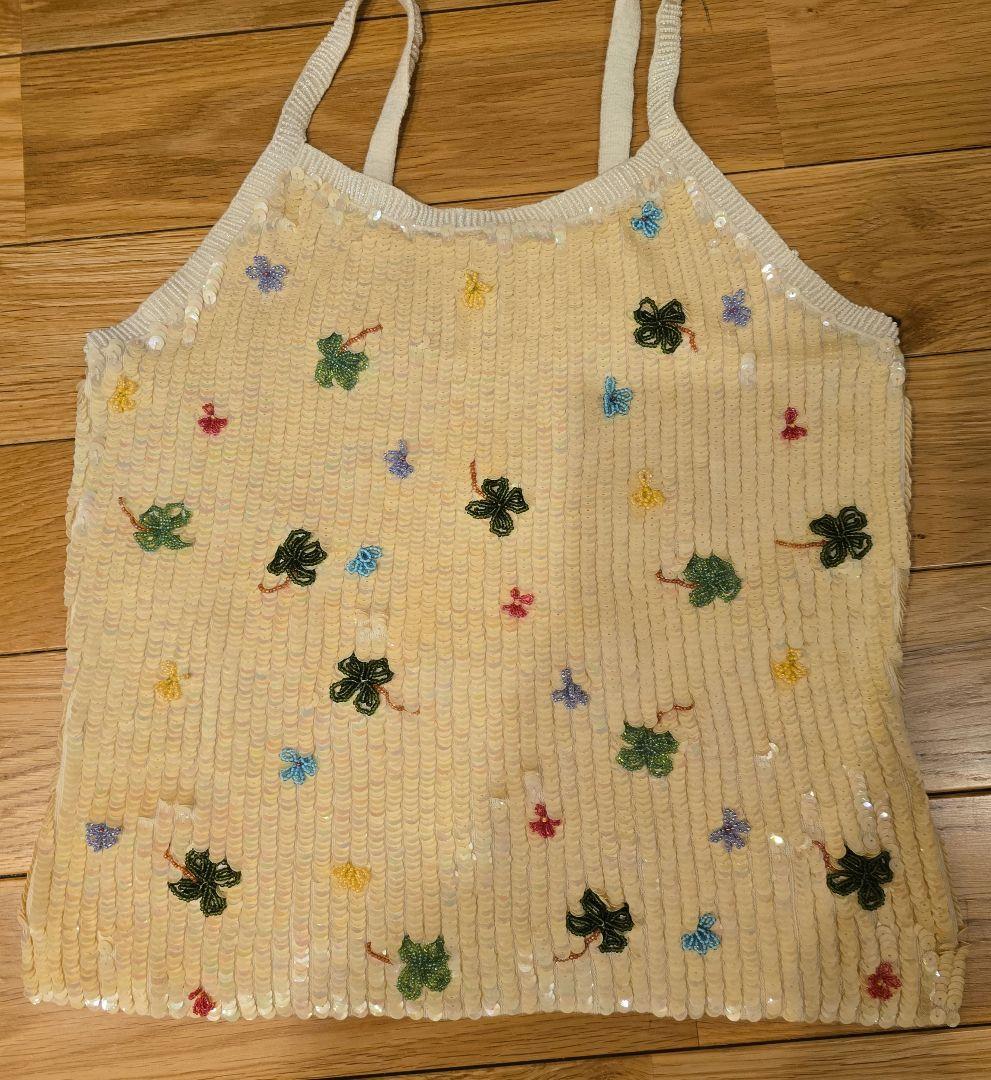 ケイタマルヤマの総スパンコール、ビーズ刺繍付きキャミソール