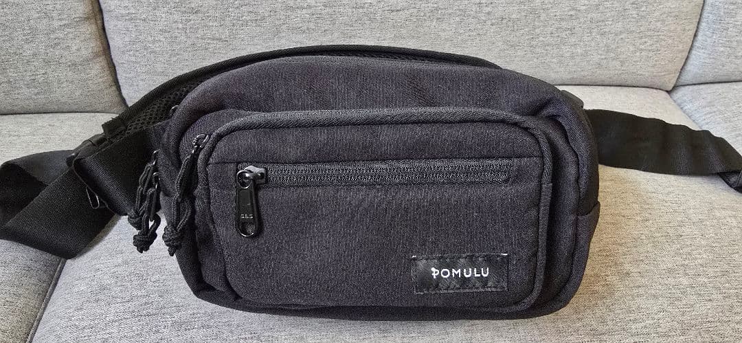 POMULU ブラック ポーチ ヒップシート