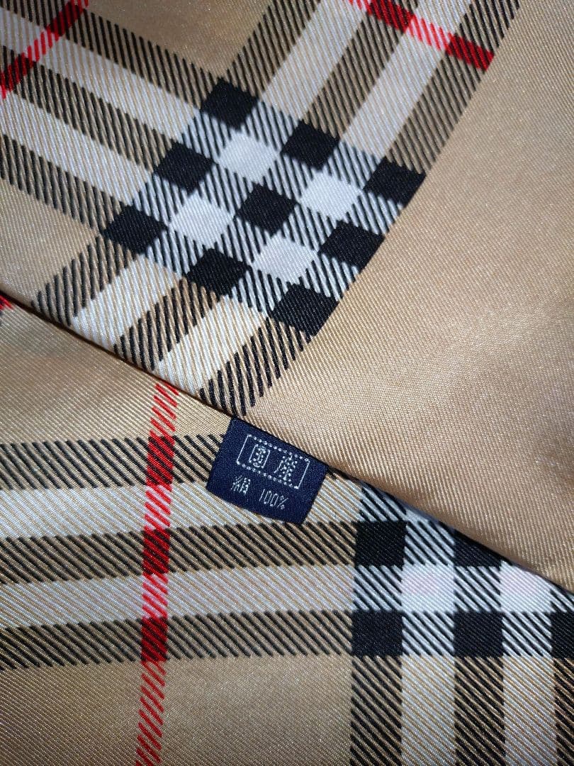 再値下げ　美品Burberry シルク100% チェック柄 ストール