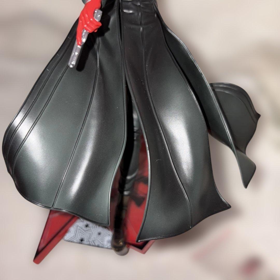 ペルソナ5 ARTFX J 主人公 怪盗ver. ジョーカー フィギュア