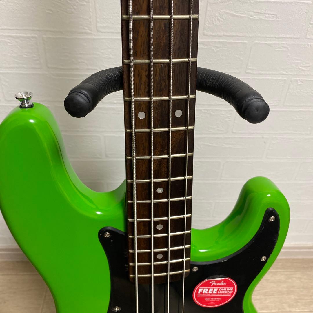 レアカラー　SQUIER FSR SONIC PRECISION BASS
