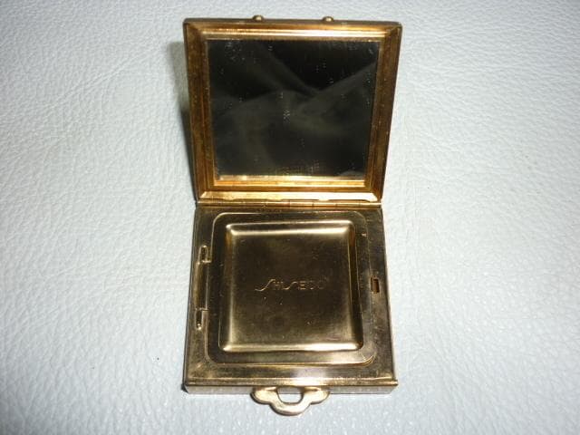 未使用 非売品 美品 1950年代 共箱付◆資生堂 縦じま 真鍮製 コンパクト