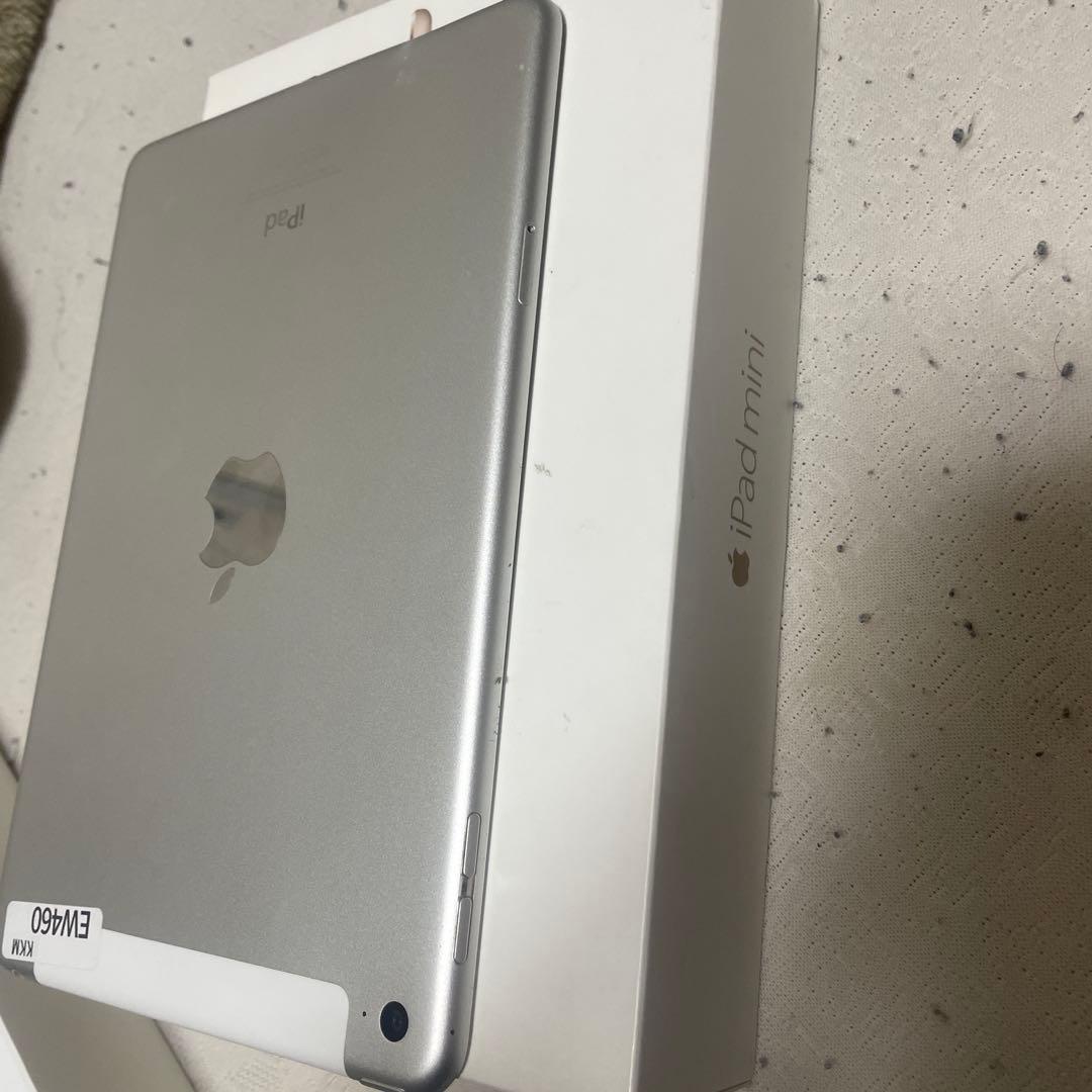 V*o様 iPad mini 4 128GB ホワイト バッテリー91%