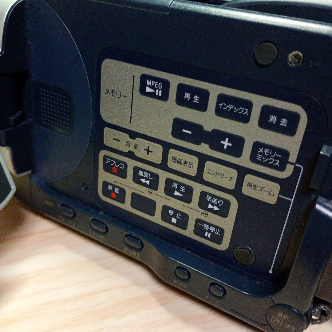 B*y様 SONY DCR-TRV107 美品完動品　ソニー デジタルハンディー