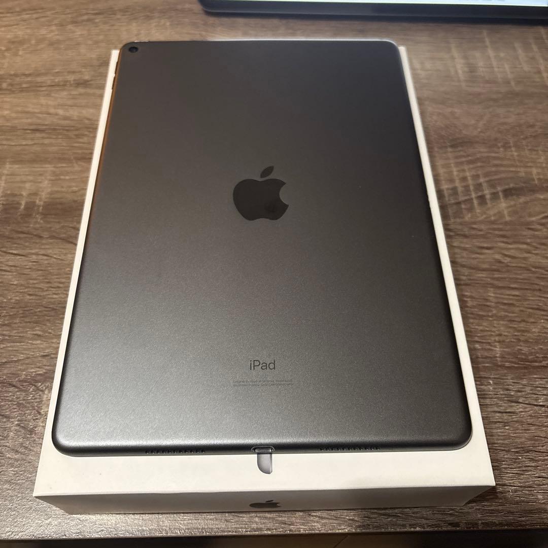 【おまけ有】iPad Air 第3世代 64GB スペースグレイ　wifiモデル