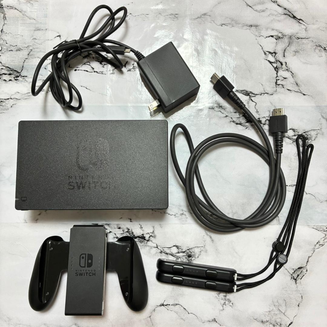 Nintendo Switch本体＆コントローラー2個　すぐ遊べるお得なセット！