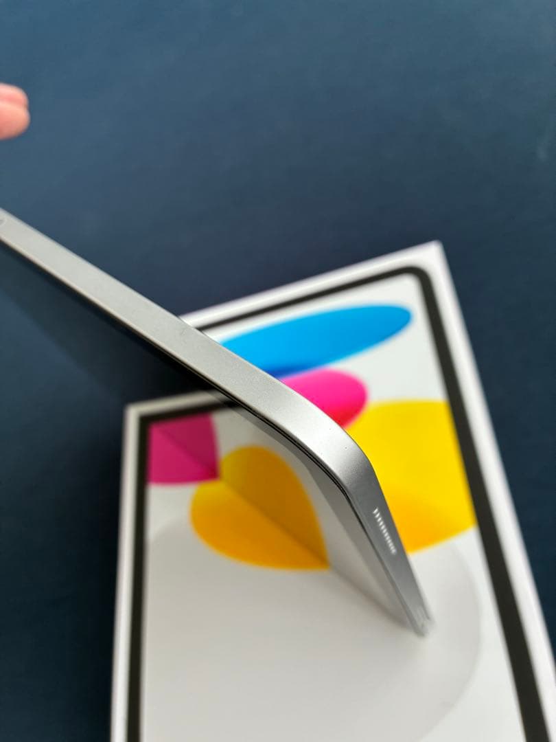 【美品】iPad 10世代 Wi-Fi 64GB シルバー バッテリー100%