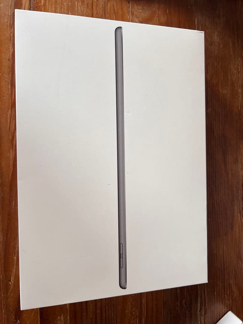 iPad (第7世代) 128GB Wi-Fi スペースグレー