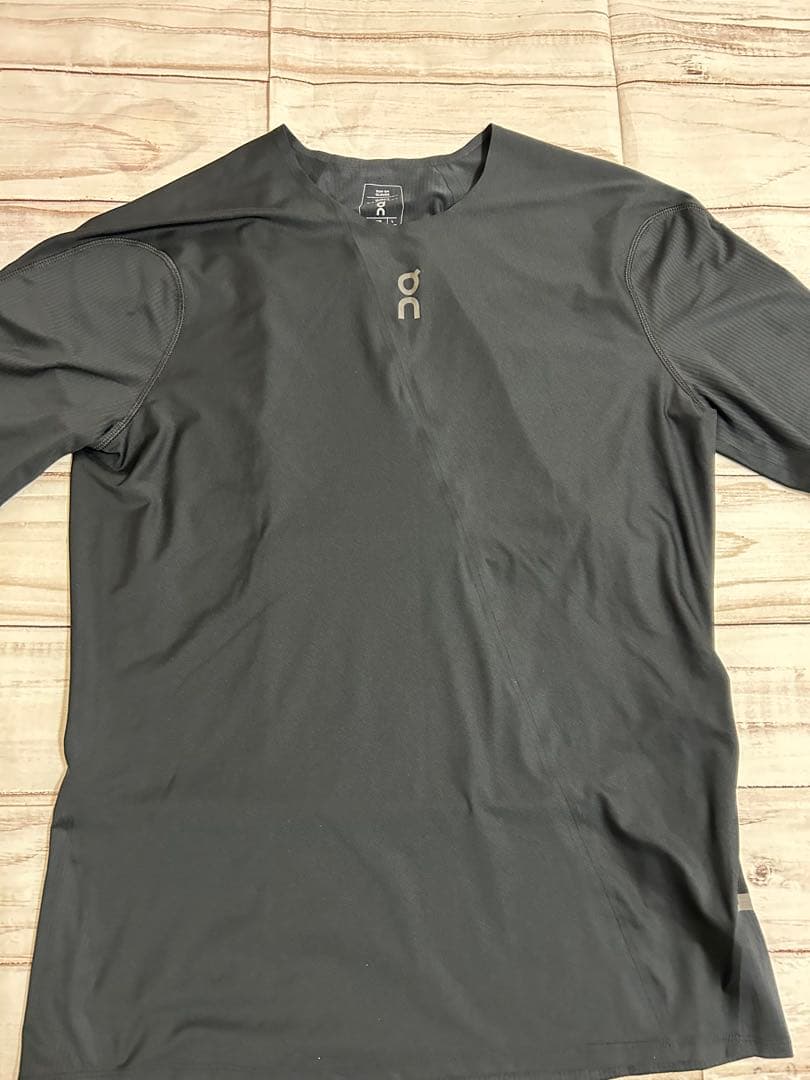 On Ultra-T メンズ L オン　ランニング　マラソン　Tシャツ　トレラン
