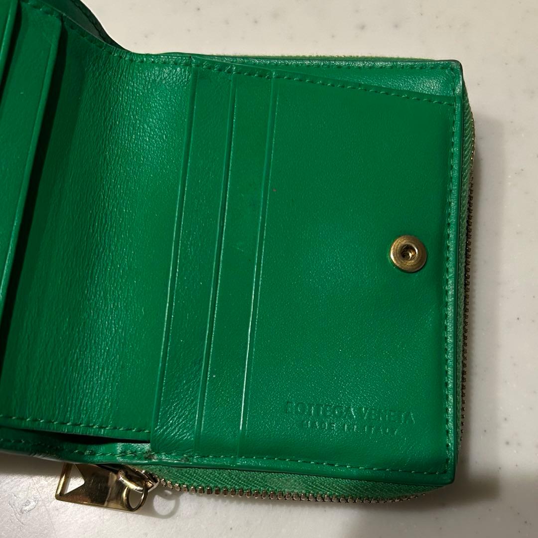ボッテガヴェネタ　折り財布　グリーン