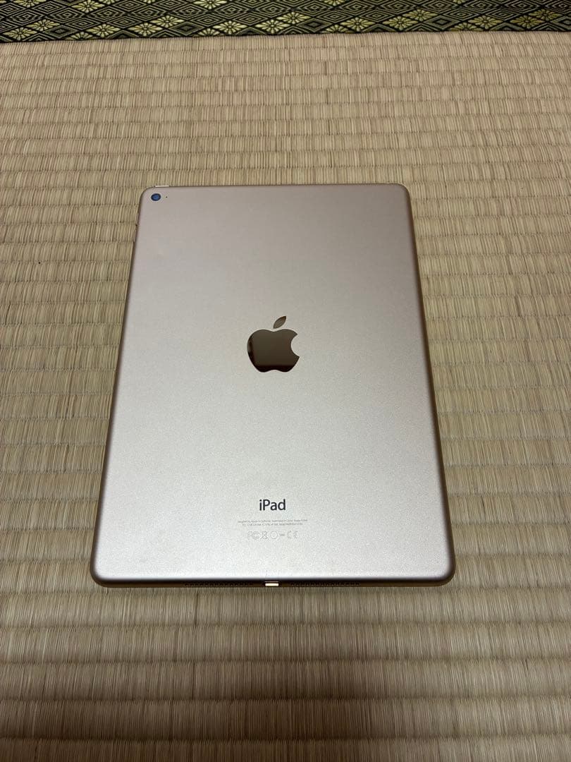 Apple iPad Air2ゴールド Wi-Fiモデル