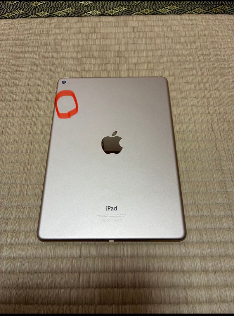 Apple iPad Air2ゴールド Wi-Fiモデル