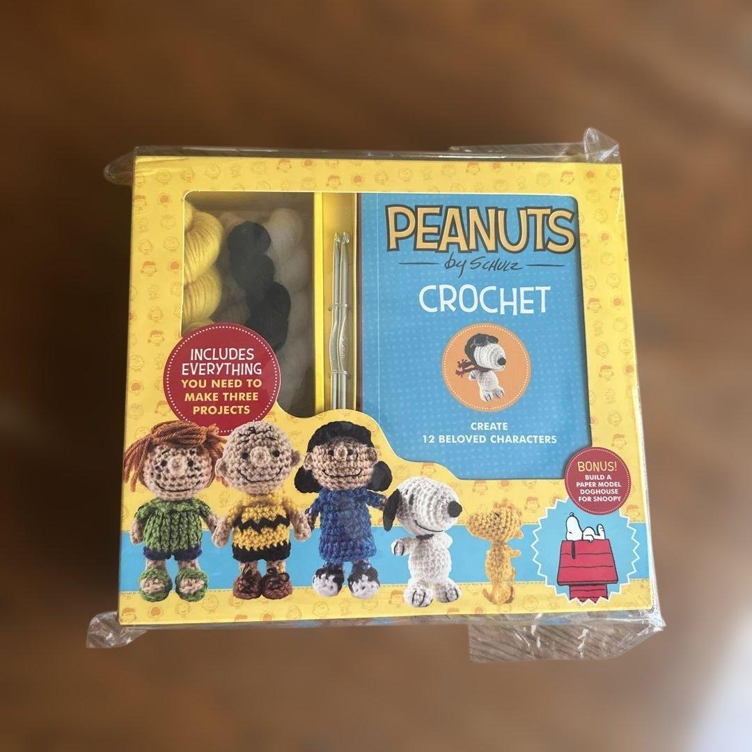 スヌーピーPEANUTSSNOOPYかぎ針編みキットハンドメイド本キット新品