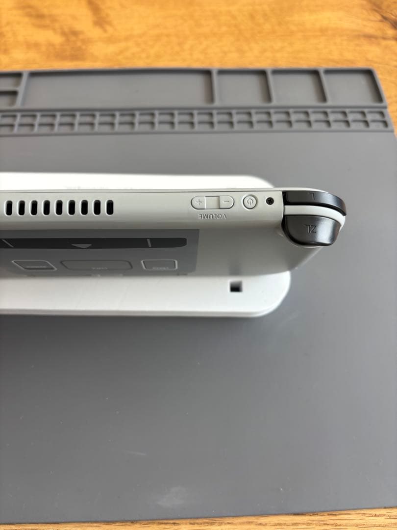 Nintendo Switch Lite本体　カスタム品　外装：スーファミ仕様