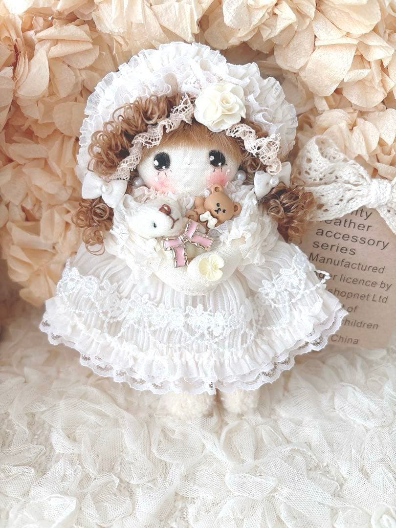 カントリードール♡ハンドメイド♡お人形♡ドールチャーム♡キーホルダー♡アイボリー