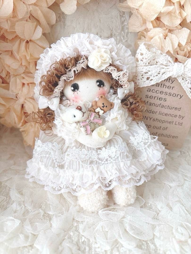 カントリードール♡ハンドメイド♡お人形♡ドールチャーム♡キーホルダー♡アイボリー