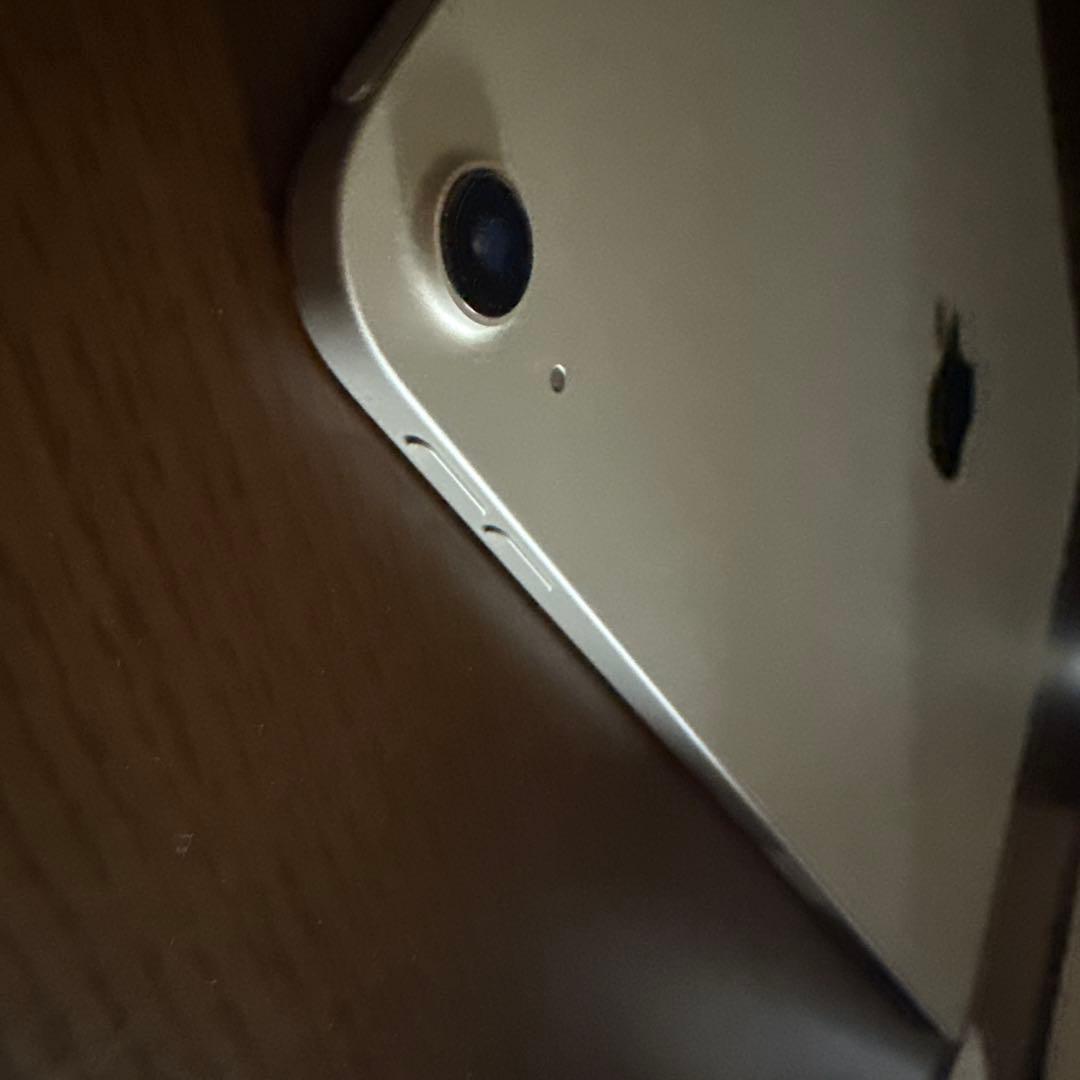 Apple iPad air 第4世代　64GB