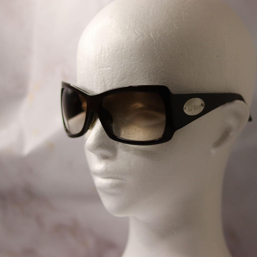 dior バタフライ y2k ブランド ロゴ プレート モード サングラス