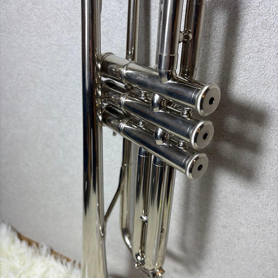 【美品】YAMAHA　YTR-135 B♭トランペット ニッケルメッキ　シルバー