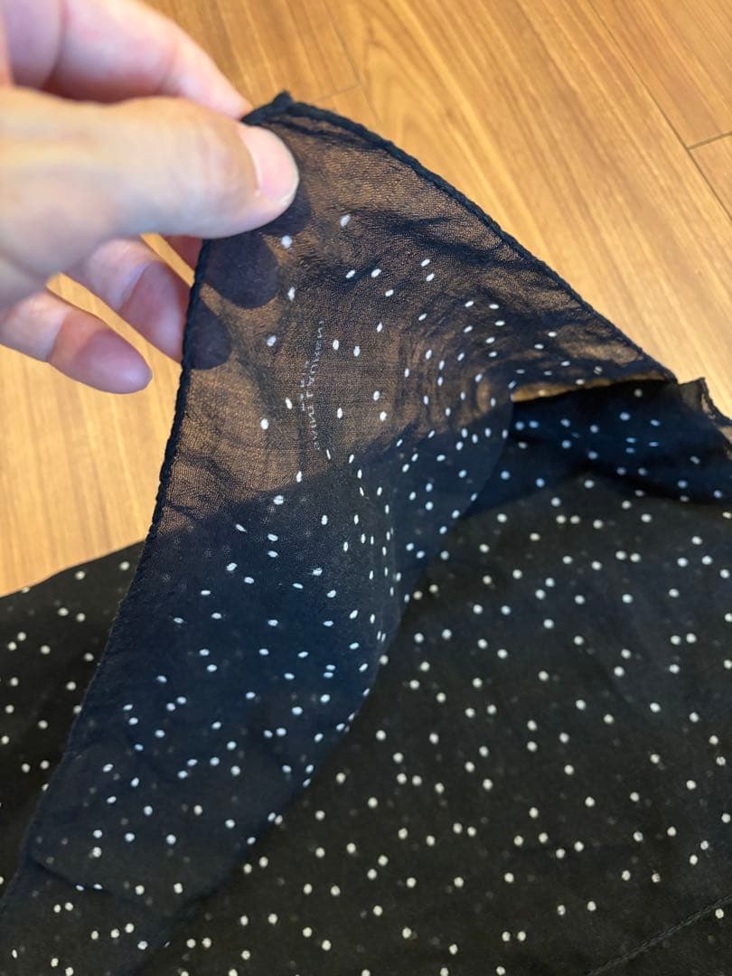 【SAINT LAURENT】ドット柄ストール　ブラック