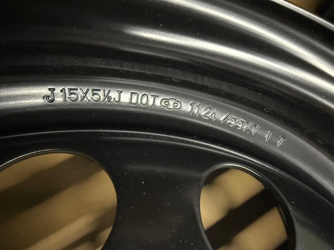 黒いホイール 15インチ 5.5J 4本セット　シエンタ純正　新車外し