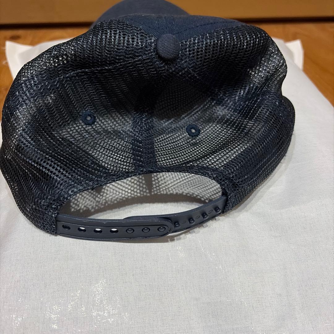 STUSSY ネイビー メッシュキャップ