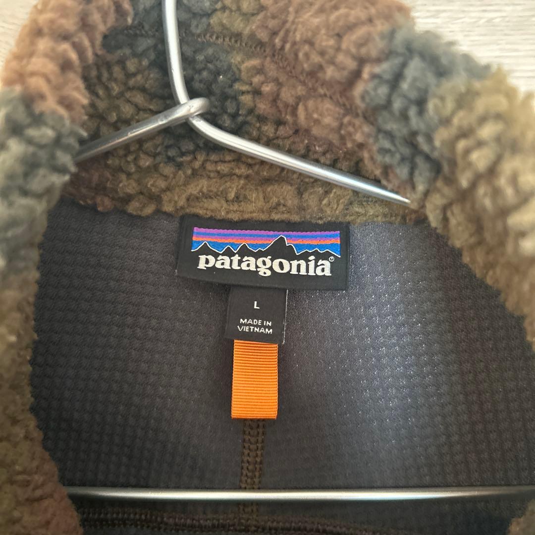 patagonia レトロX カモ柄ベスト