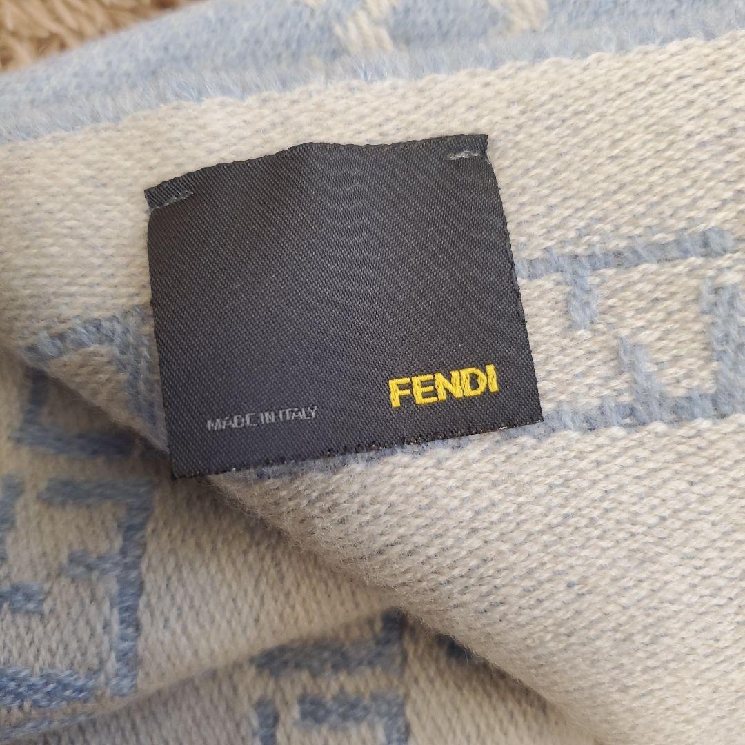 フェンディ マフラー