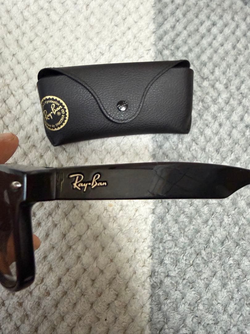 小物 Ray-Ban RB 2132-F NEW WAYFARER