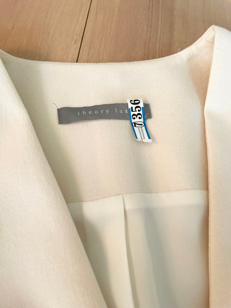 Theory luxe Saxony Soft ジャケット38 ホワイト
