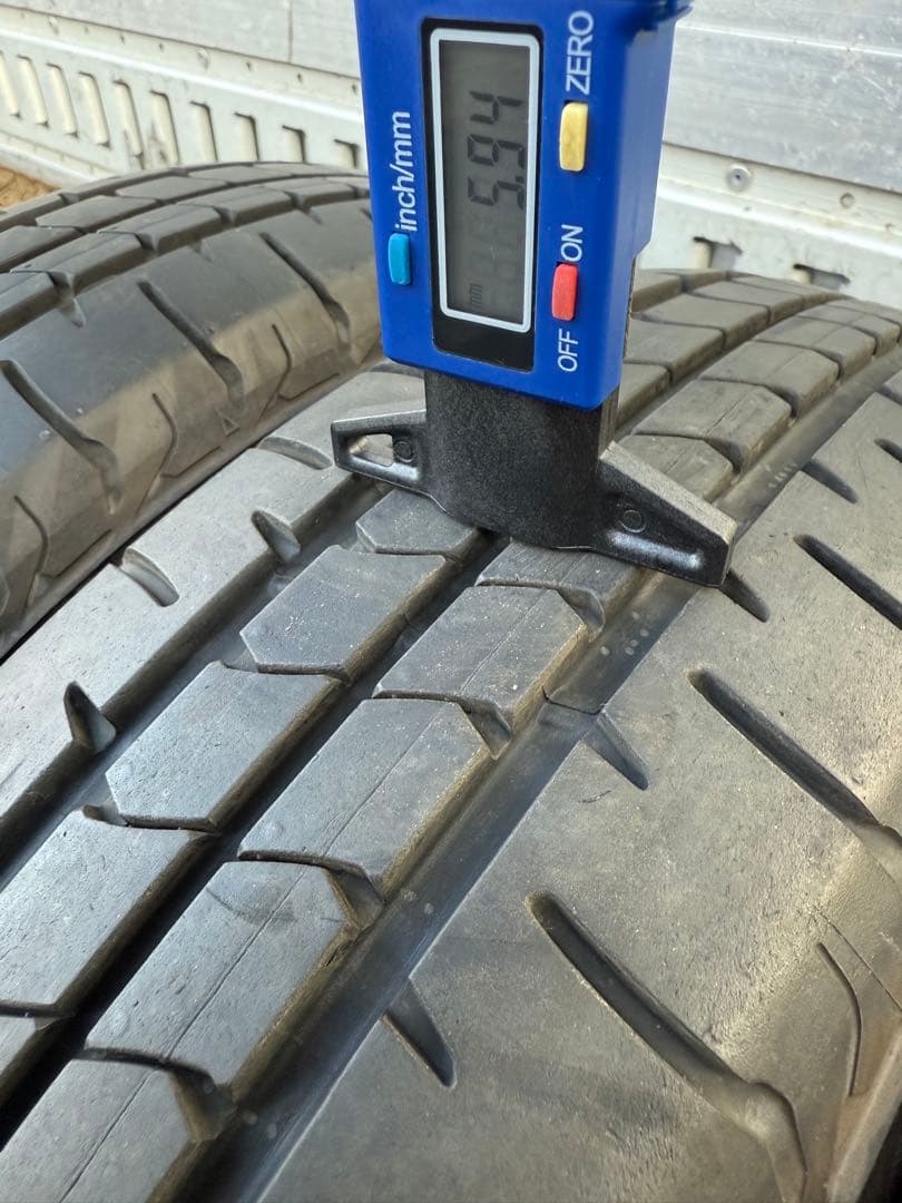 ブリヂストンサマータイヤ155／65R14 75H超深溝