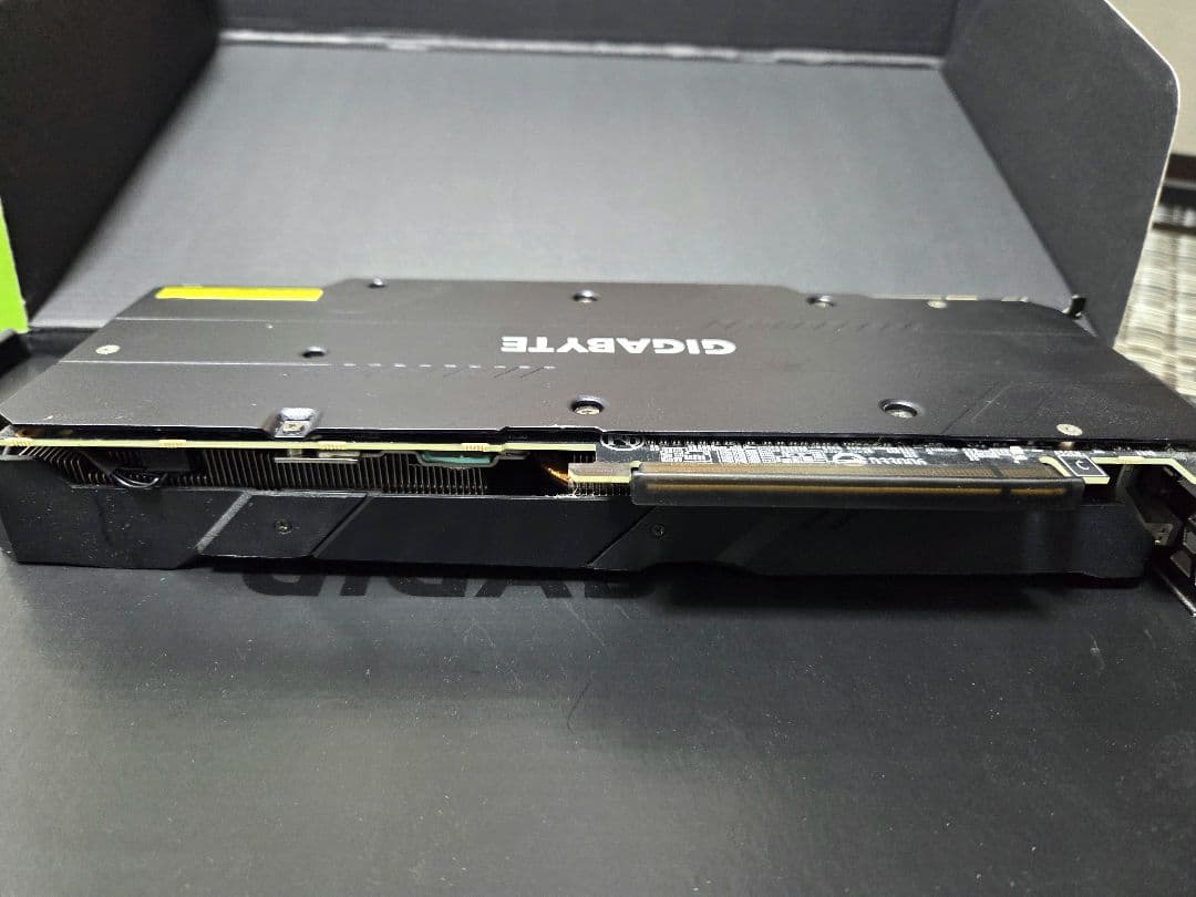 グラフィックボード・グラボ・ビデオカード GIGABYTE GeForce RTX 2080 WINDFORCE 8GB