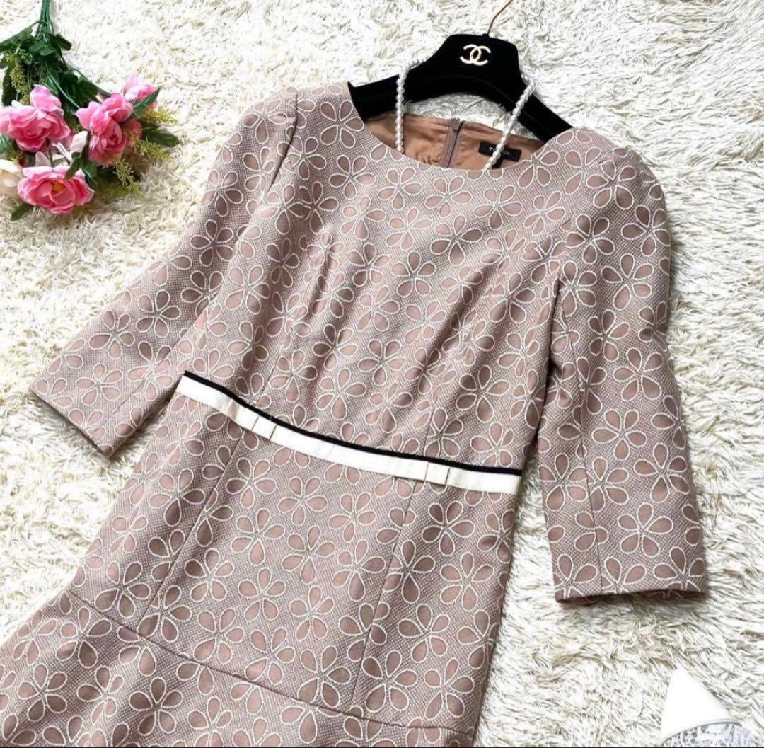 【極美品】トッカ 花柄刺繍ワンピース 7分袖 Aライン ウエストリボン フレア0