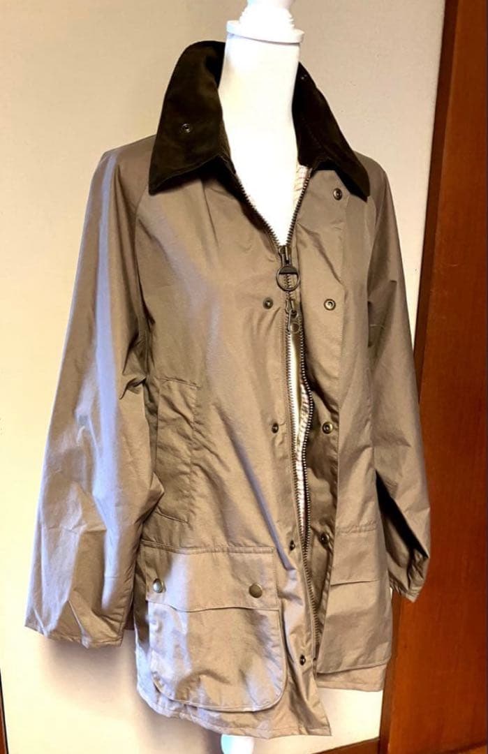 Barbour（バブアー）定番モデル ナイロンジャケット ベージュ 40