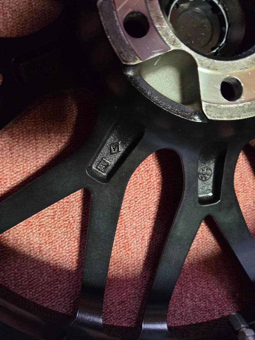 ワ-ク19インチ 8.5j ホイール 4本セット美品114,3オフセット45,