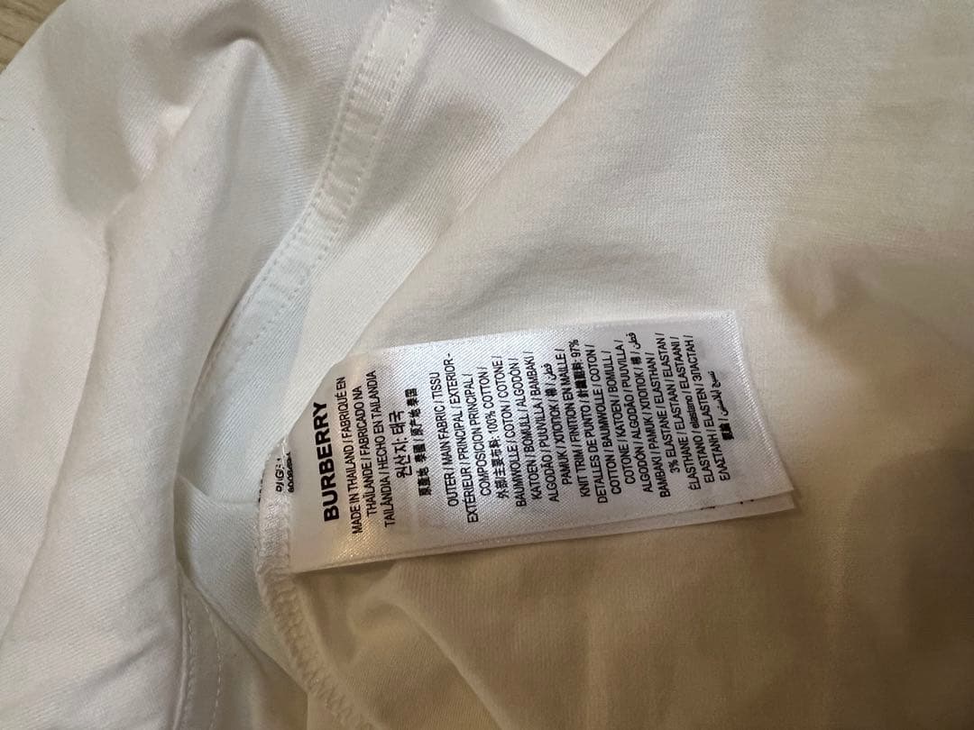 バーバリー　半袖　tシャツ　レディース 超美品