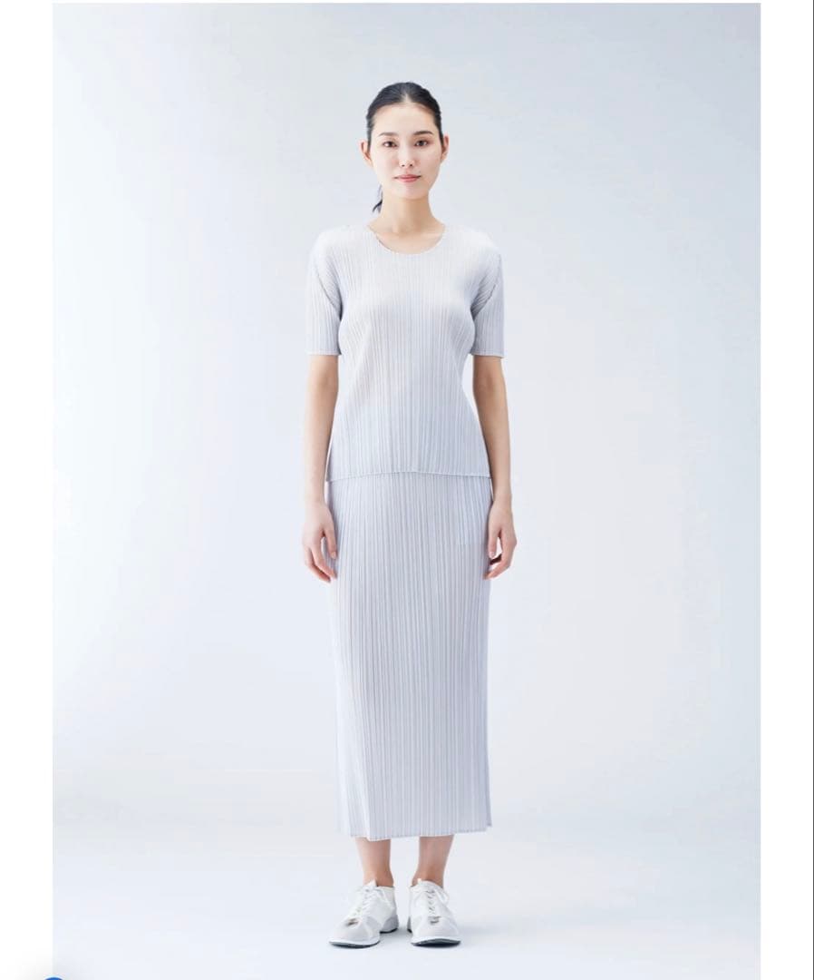 ALLSAINTS様　美品★プリーツプリーズ　BASICS Tシャツ型トップス