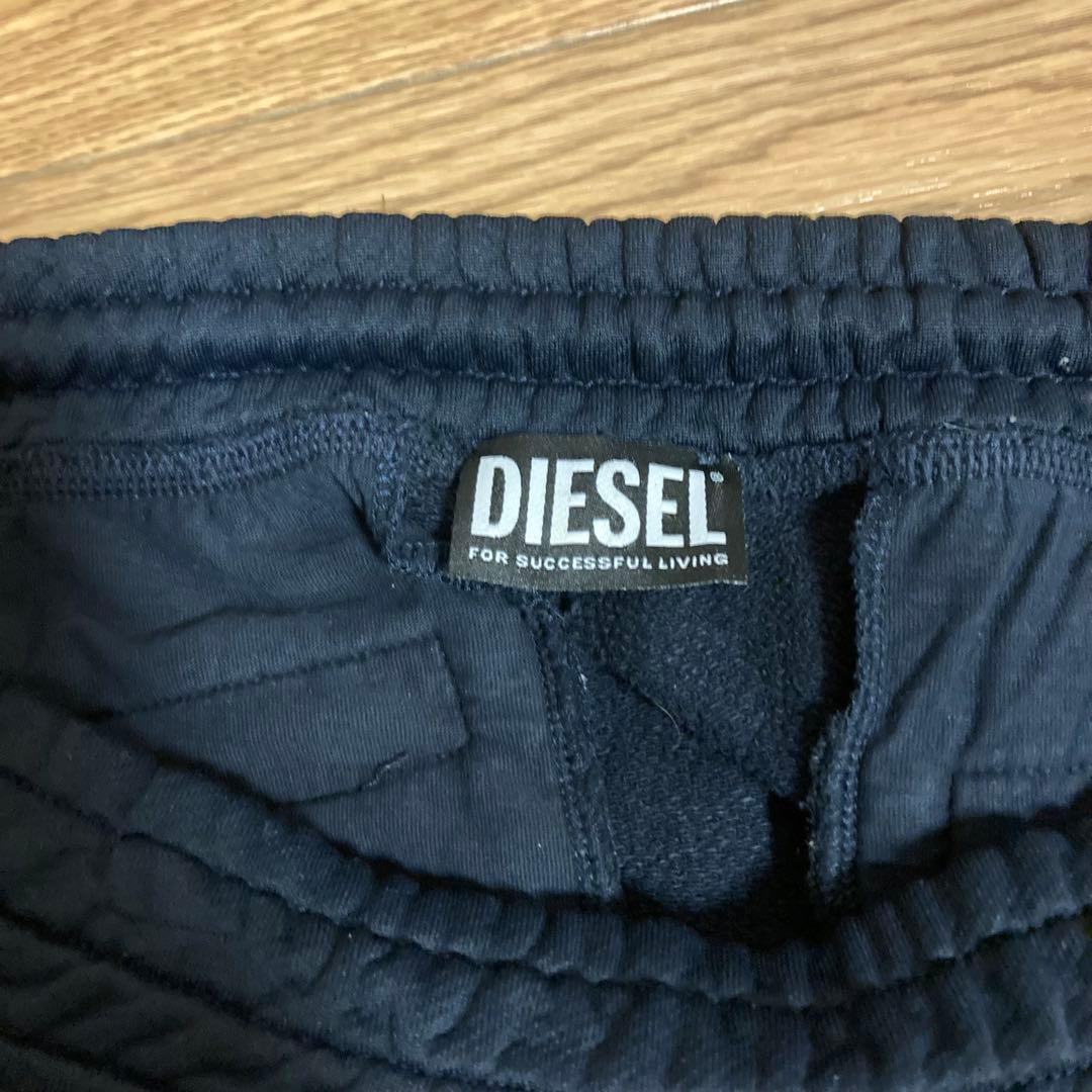 DIESEL トラックパンツ ブラック センタープレス 良デザイン